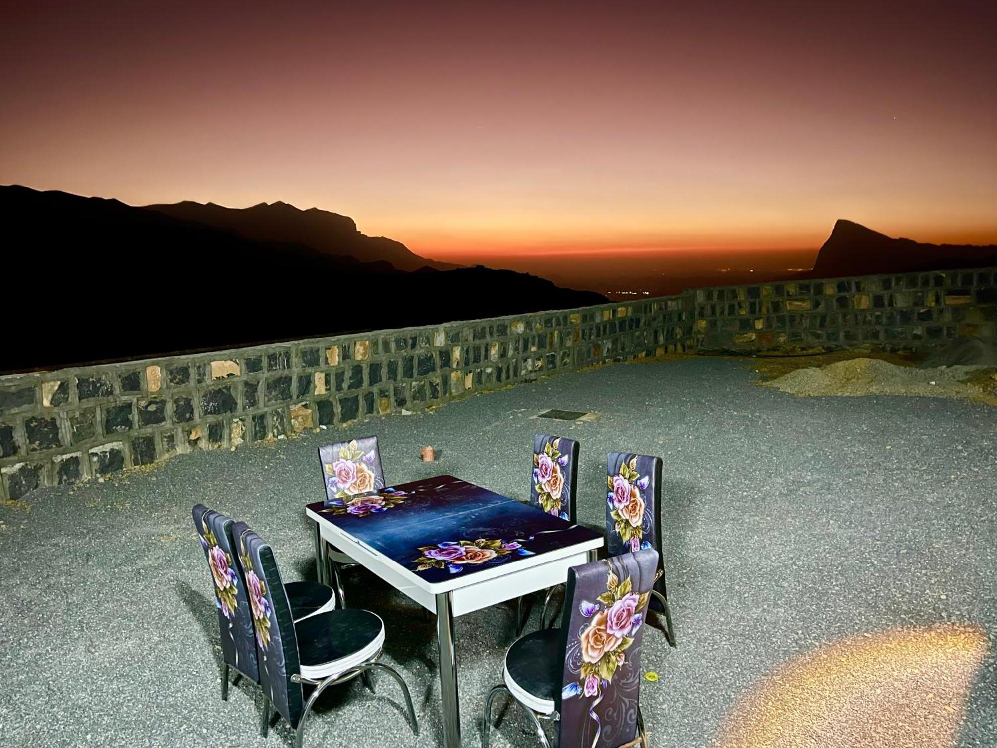 Villa Jebel Shams Sky à Misfāh Extérieur photo